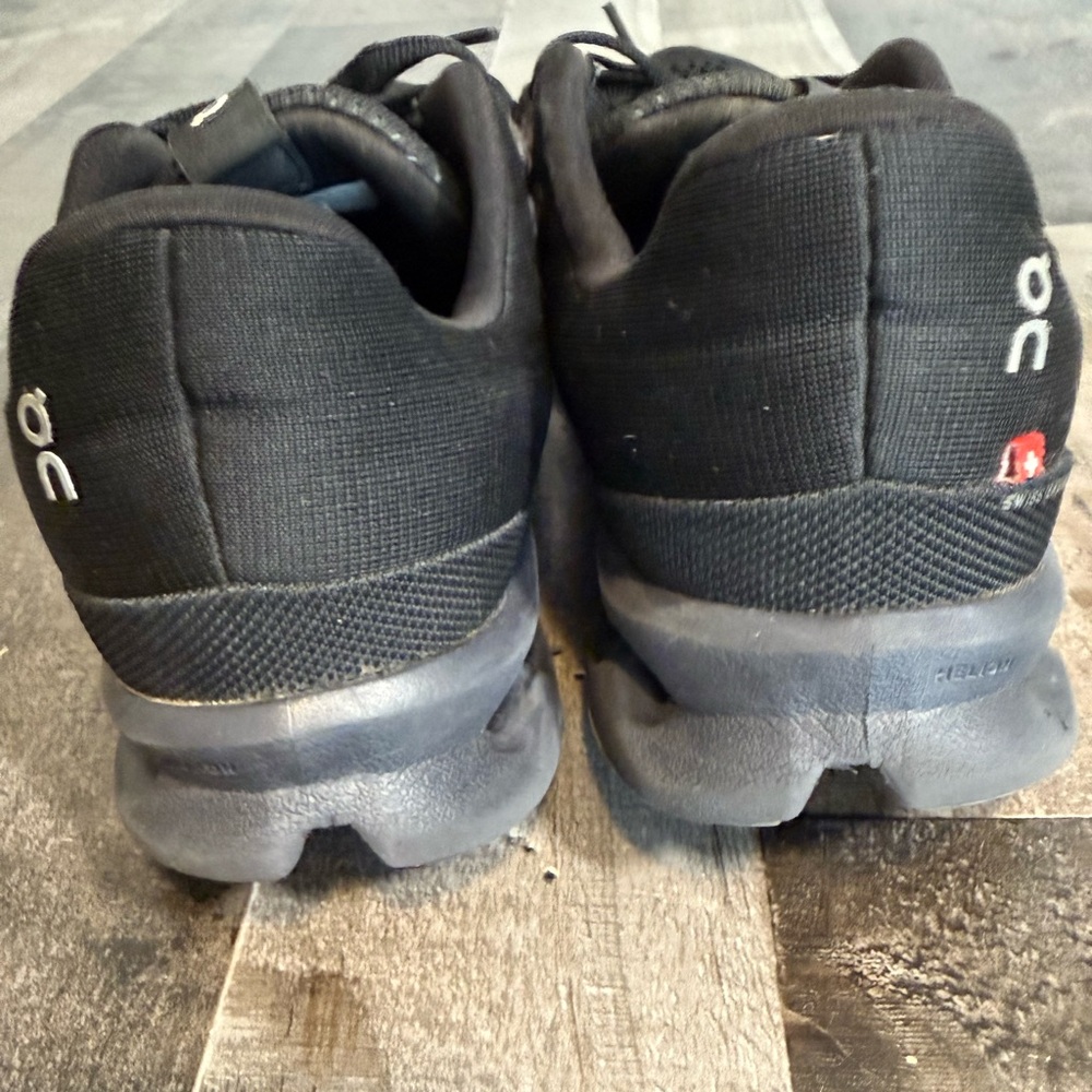 On Running Cloudtec Phase Black Running Sneakers … - image 4